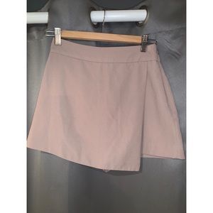Forever 21 Champagne-Colored Contemporary Skort